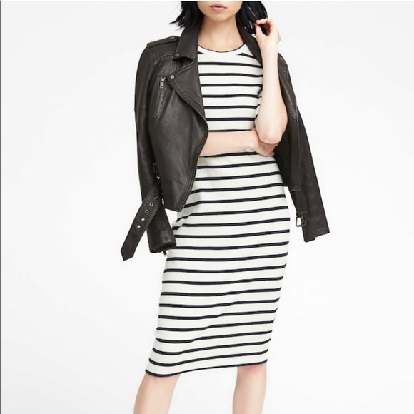 BANANA REPUBLIC fitted t shirt dress small - Picture 2 of 6